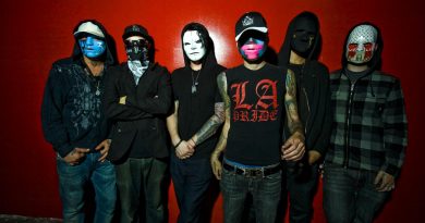 Hollywood Undead - Undead