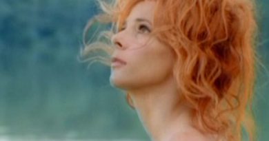 Mylène Farmer - L'Amour Naissant