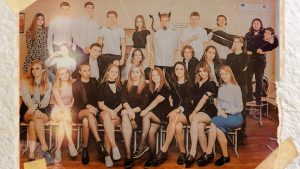 Папин Олимпос - Школа