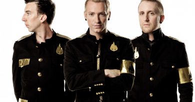 Thousand Foot Krutch - Take It Out On Me