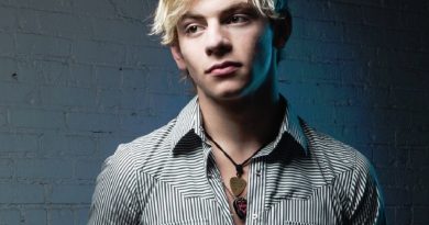 Who U R Ross Lynch