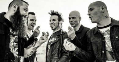 Stone Sour - Knievel Has Landed
