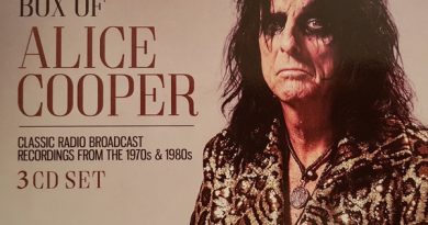 Alice Cooper - Little By Little