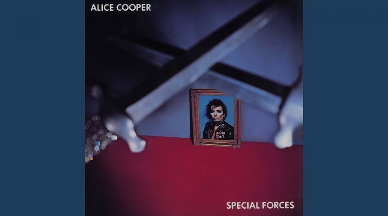 Alice Cooper - Prettiest Cop on the Block