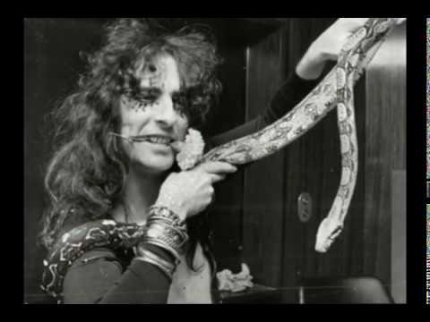 Alice Cooper - We Gotta Get Outta This Place