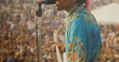 Jimi Hendrix - Earth Blues