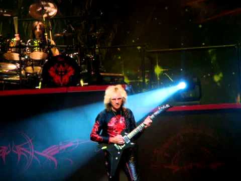 Judas Priest - Dissident Aggressor