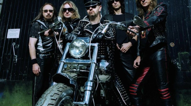 Judas Priest - Heavy Metal
