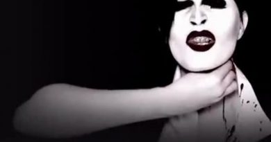 Marilyn Manson - Coma Black