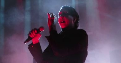Marilyn Manson - Cruci-fiction In Space