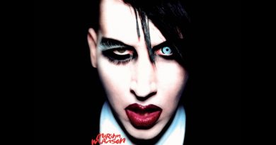 Marilyn Manson - Doll-Dagga Buzz-Buzz Ziggety-Zag