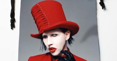Marilyn Manson - Ka-Boom Ka-Boom