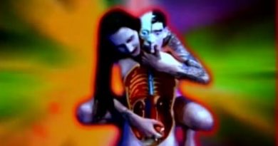 Marilyn Manson - Sweet Tooth