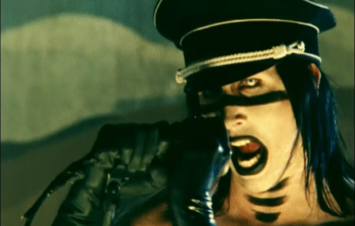 Marilyn Manson - The Fight Song