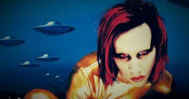 Marilyn Manson - The Last Day On Earth