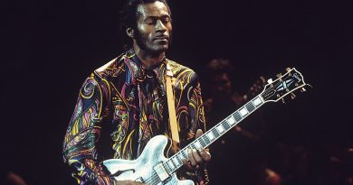 Chuck Berry - I'm Just A Lucky So And So