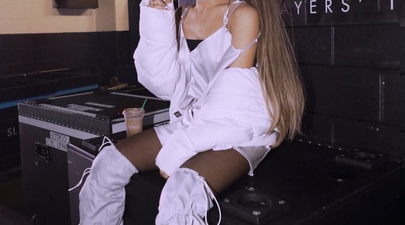 Ariana Grande - sweetener