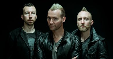 Thousand Foot Krutch - Make Me A Believer