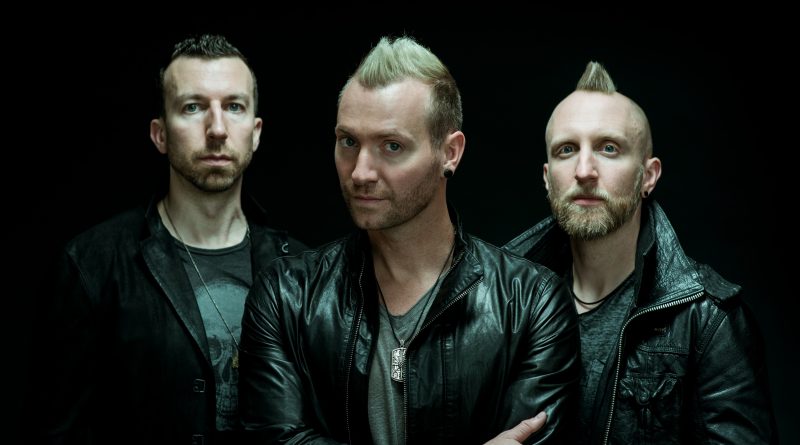 Thousand Foot Krutch - Watching Over Me