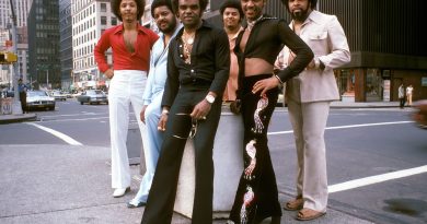 The Isley Brothers - Ballad for the Fallen Soldier