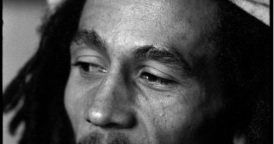 Bob Marley - Roots, Rock, Reggae