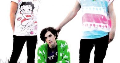 Waterparks - Easy To Hate