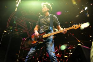 Ногу свело! - Лысая девочка