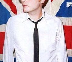 Gerard Way - Pinkish