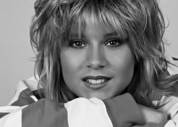 Samantha Fox - True Devotion