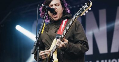 Frank Iero and the Future Violents - Police Police