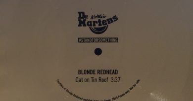Blonde Redhead — Cat on Tin Roof