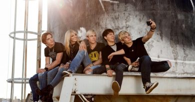 R5 - I Can't Say I'm in Love