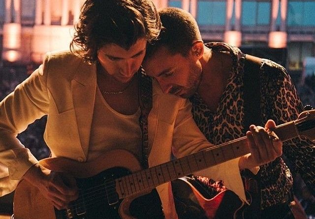 The Last Shadow Puppets - The Bourne Identity