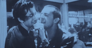 The Last Shadow Puppets - Bad Habits
