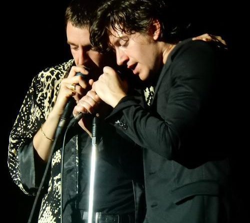 The Last Shadow Puppets - The Chamber