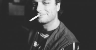 Mac DeMarco - 106.2 Breeze FM