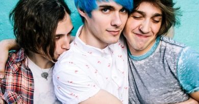Waterparks - I Was Hiding Under Your Porch Because I Love You