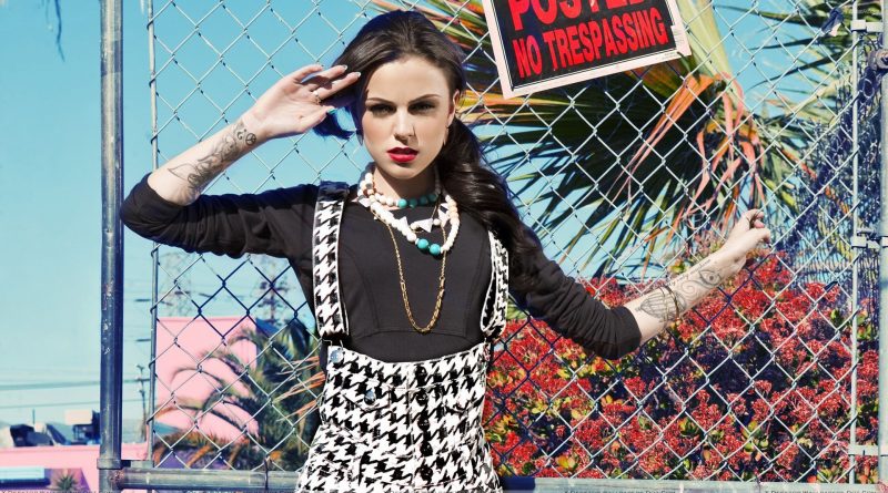 Cher Lloyd - Beautiful People