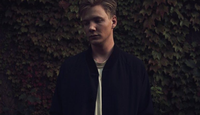 Kasbo – The Voice Says