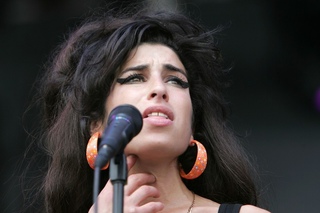 Amy Winehouse - Teach Me Tonigh