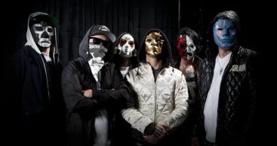 Hollywood Undead - Lights Out