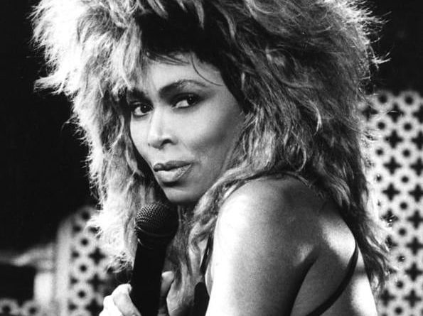 Tina Turner - Easy as Life