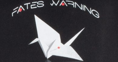 Fates Warning - Into The Black