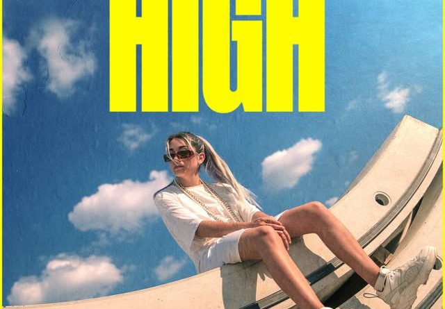 Maria Becerra - High