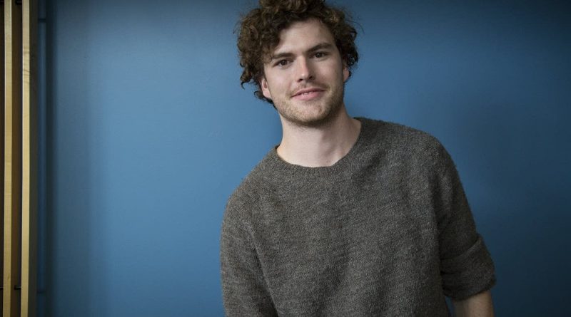 Vance Joy - Straight Into Your Arms