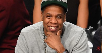 Jay-Z - Rap Game/Crack Game