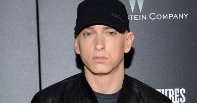 Eminem - Framed