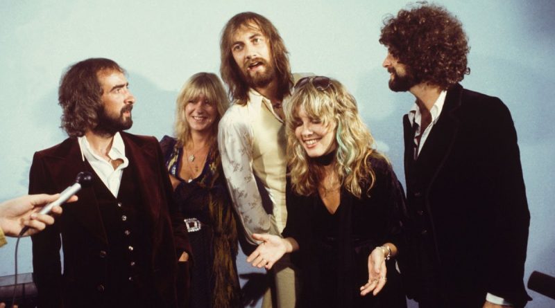 Fleetwood Mac - Everybody Finds Out