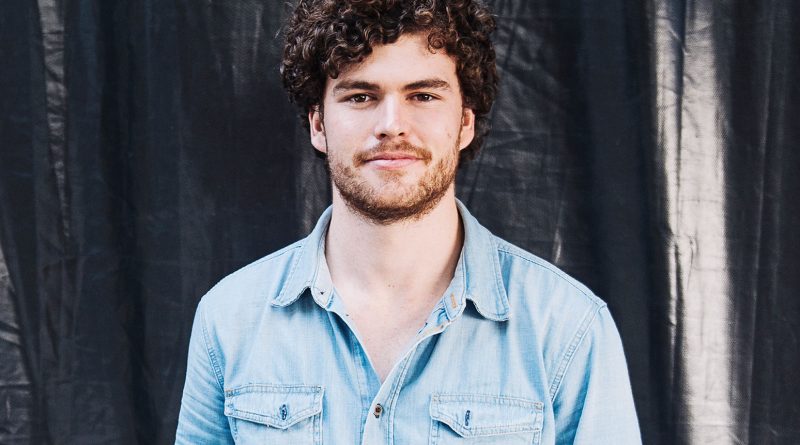 Vance Joy - Play With Fire