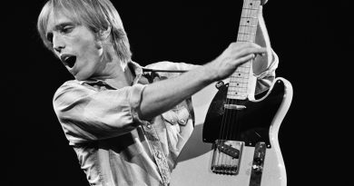 Tom Petty - Damaged by Love